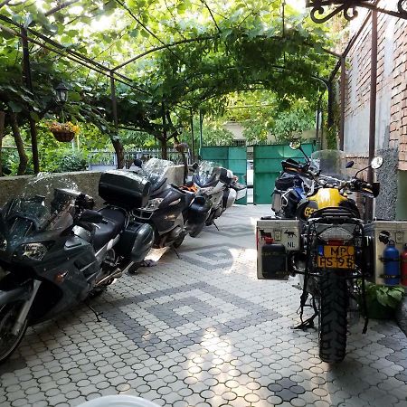 La Deka Guesthouse لاجوديخي المظهر الخارجي الصورة