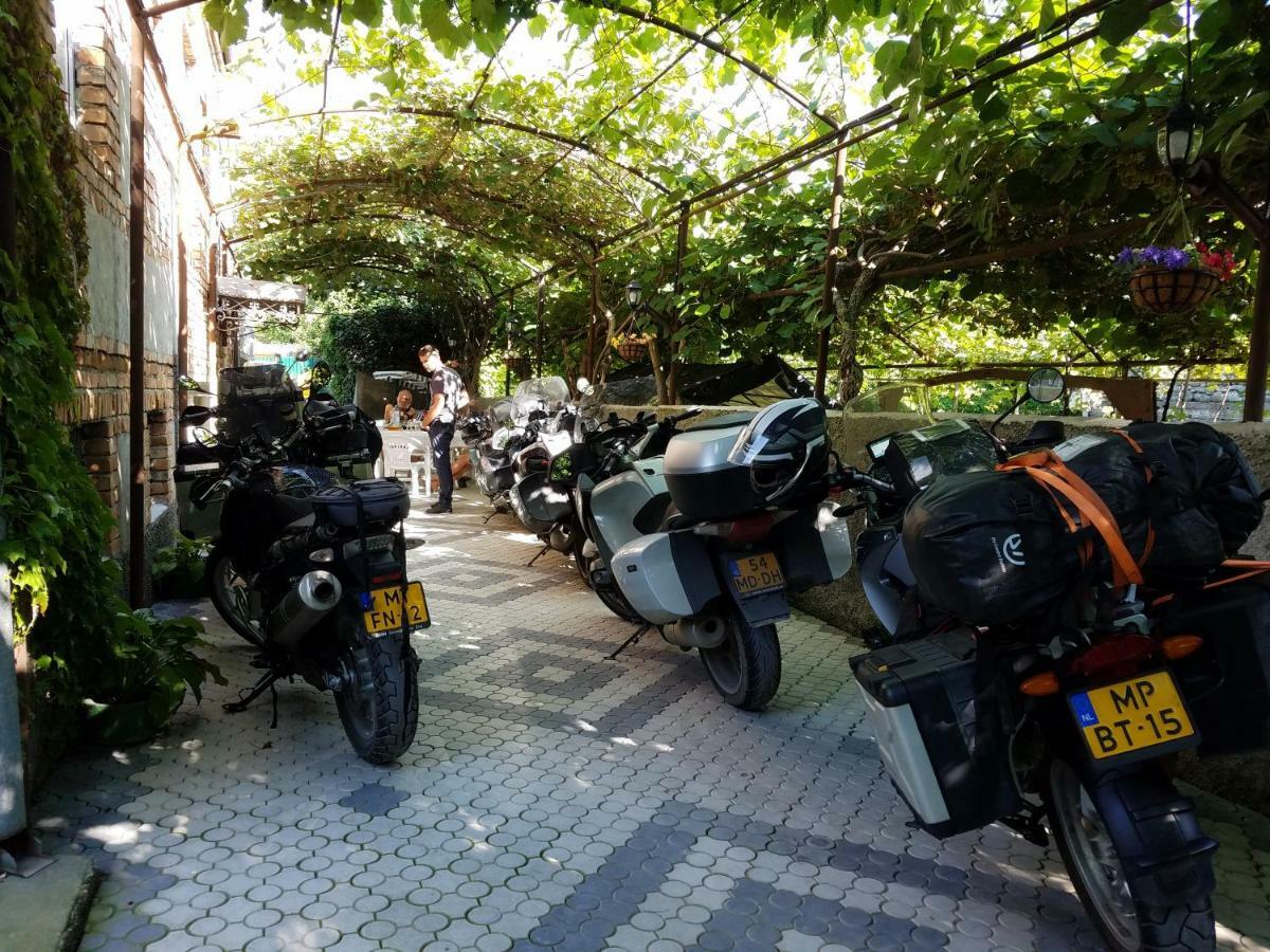 La Deka Guesthouse لاجوديخي المظهر الخارجي الصورة